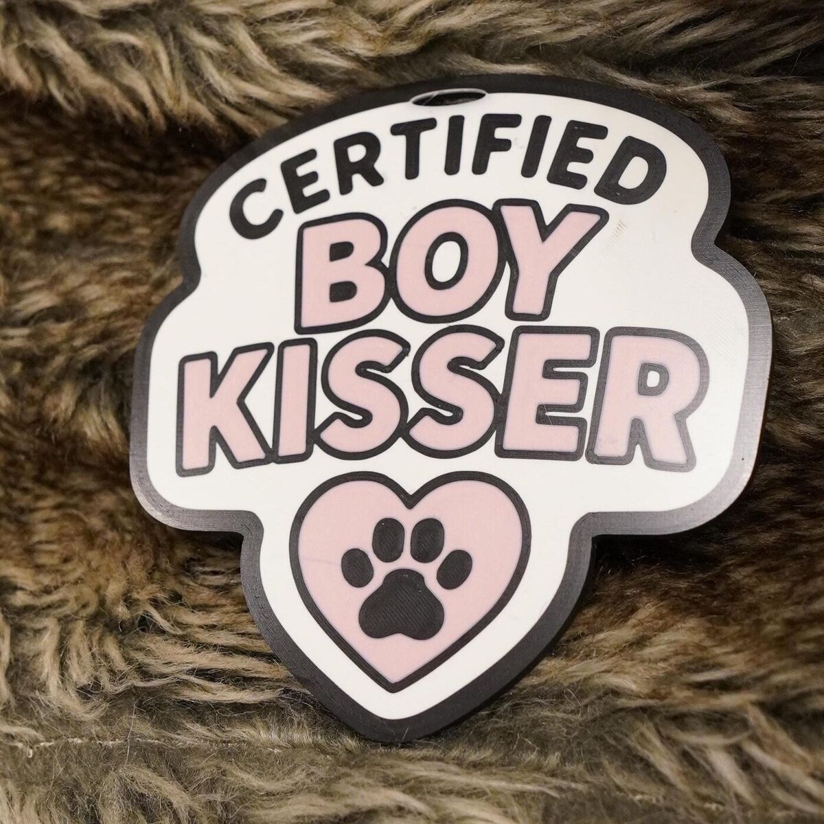 Kisser badge